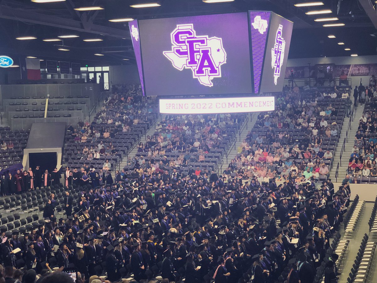 _Smirky's tweet photo. THAT’S MY SISTER 😤🎓✨

She just walked across the stage and graduated with Cum Laude honors from Stephen F. Austin State University! 🙌 #SFA22

Congratulations, @ASparklespeed!! You did it! I am SO proud of you! 💜 https://t.co/XGt4epZMyH