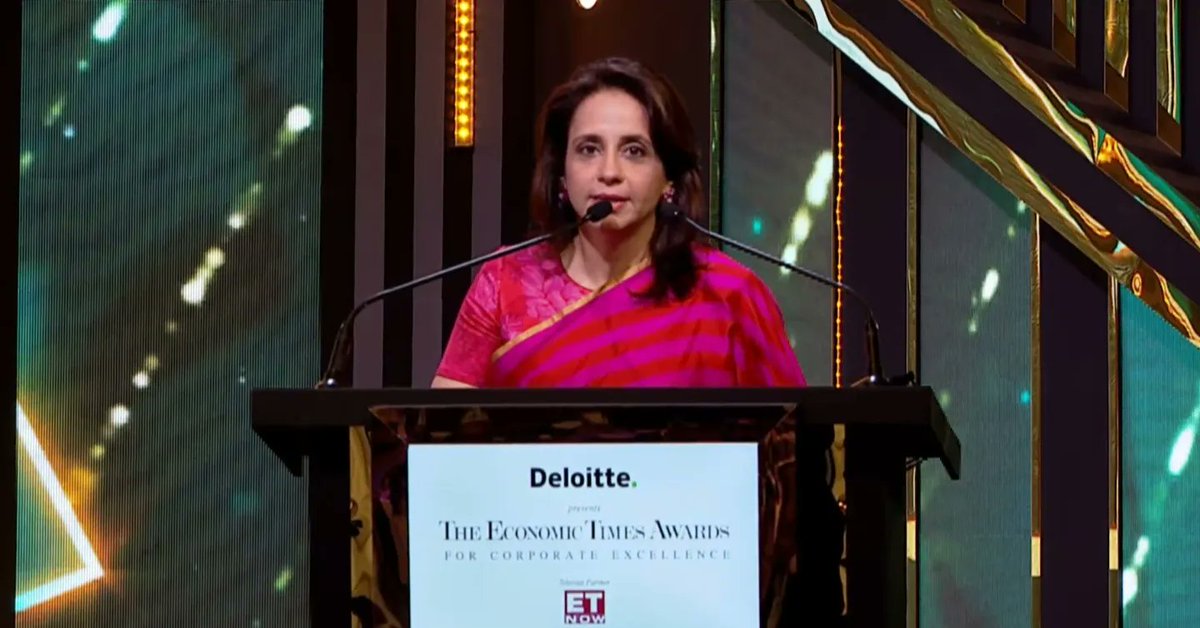 Cipla_Global's tweet photo. Thrilled to share that @SaminaHamied has been conferred the ET 'Businesswoman of the Year' 2021. 
#ETAwards #CorporateExcellence https://t.co/bKyT9HBKlY