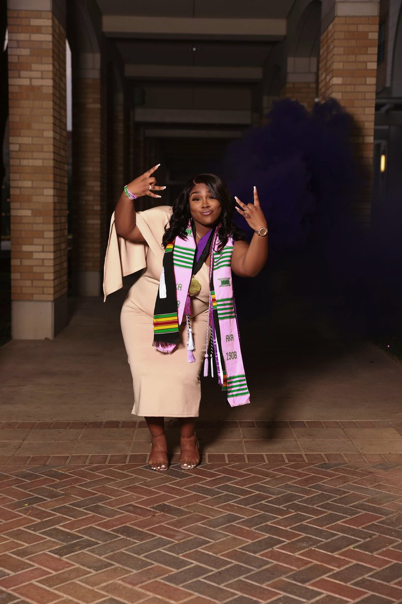 Ms. Aye Man, Say Man. 🗣 tweet media