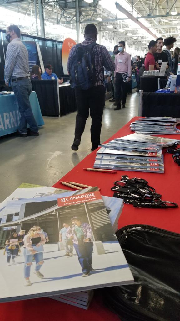 ricpotvin's tweet photo. Careers in Aviation Event at Diamond Aircraft in 
London,ON. Come a check it out. 
#careersinaviation #Wings #aviation #Canadorecollege https://t.co/bZ9y4VrgUJ