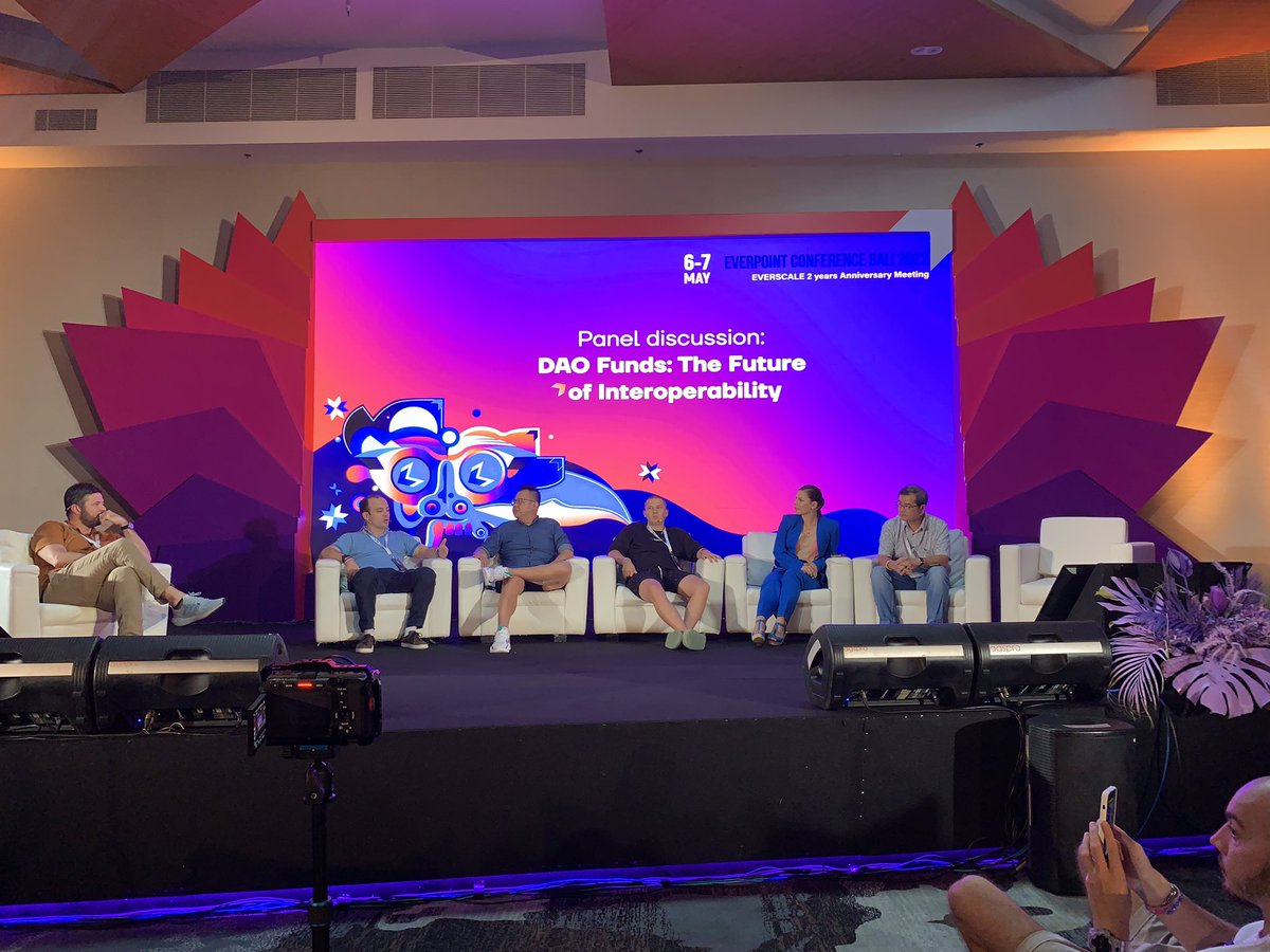 xdaoapp's tweet photo. Today our CTO @modagavr took part in panel discussion about investment #DAOs during @Everscale_net Anniversary Meeting. 

Many interesting ideas were expressed. Thanks to the organizers and all participants!

 #everpoint #Everscale https://t.co/mbde7az0g9