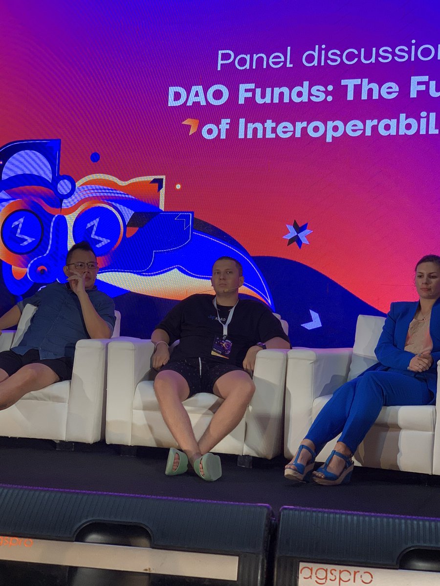 xdaoapp's tweet photo. Today our CTO @modagavr took part in panel discussion about investment #DAOs during @Everscale_net Anniversary Meeting. 

Many interesting ideas were expressed. Thanks to the organizers and all participants!

 #everpoint #Everscale https://t.co/mbde7az0g9