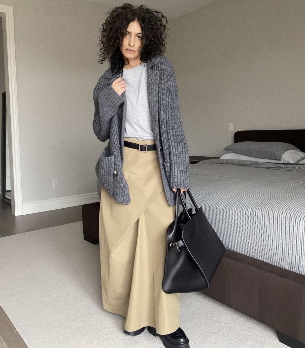 Following Neelam, a stylist who’s a devoted The Row collector, was a fantastic decision for all my social feeds.