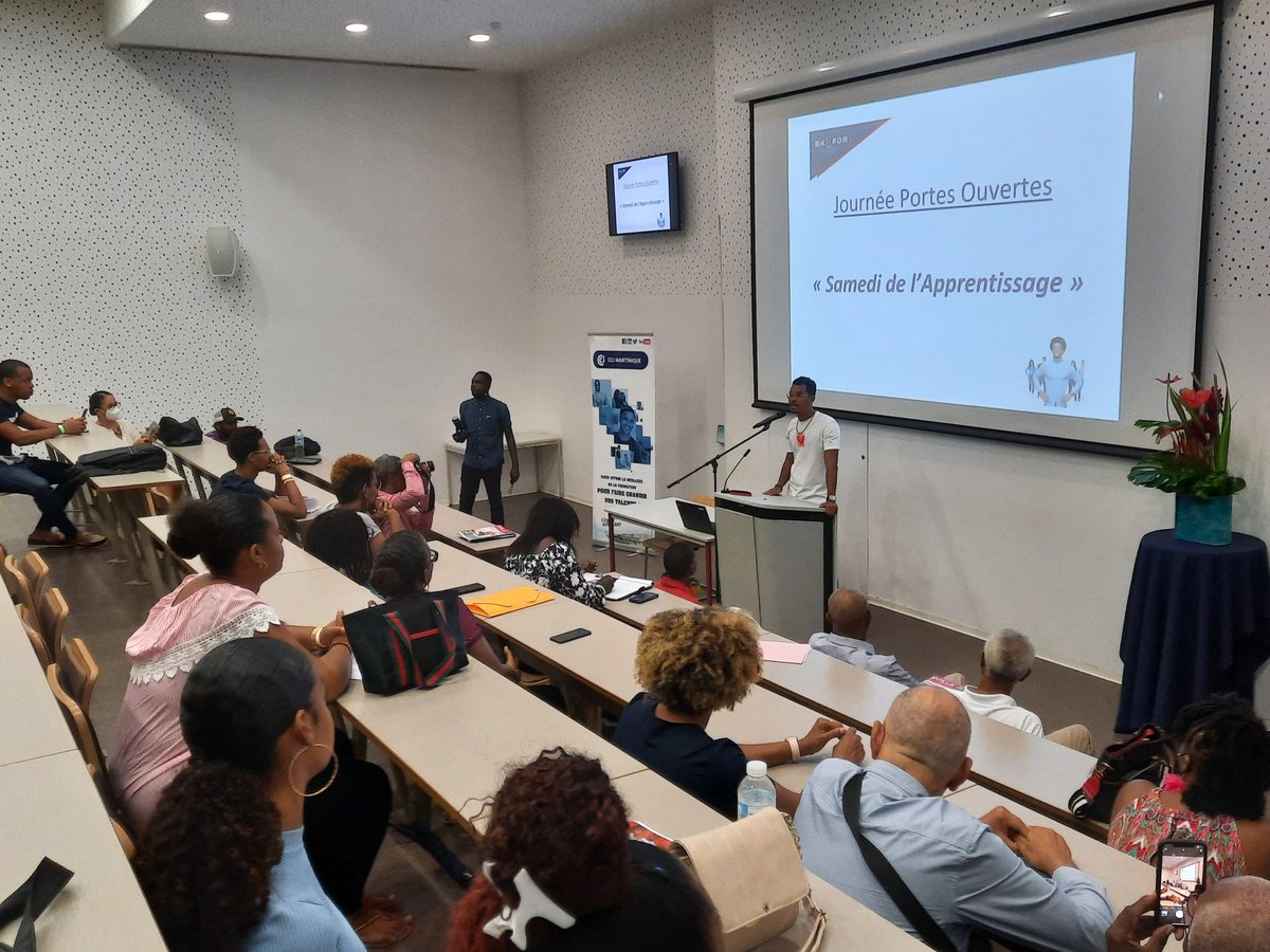 "Il n'y a pas d'échec, chaque parcours est une expérience dans laquelle on se retrouve ou pas mais dont on ressort grandit. Il faut oser" <a href="/gsl257/">GSL</a>, parrain de la JPO de #SkillforCampus a porté un message inspirant aux jeunes avec une pointe d'humour. <a href="/FSE_nat/">Fonds social européen +</a>