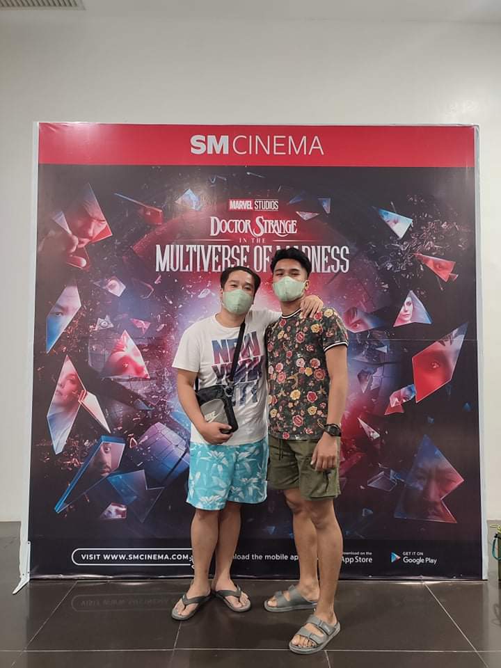 my_boo_06's tweet photo. First time ko manood sa Cine habang kasama ko e asawa ko❤️😍 thank you and I love you MY BOO @Syrhen02 I LOVE YOU ❤️❤️❤️🌹🌹🌹🌹
#MEMORABLEDAYS😍 https://t.co/ac2NzZTBcJ