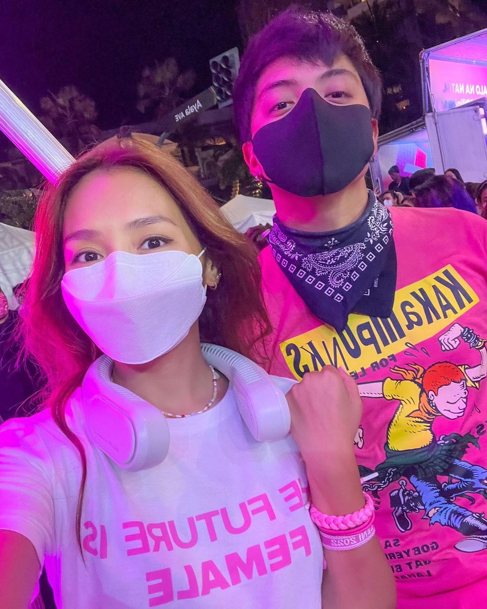 PhilippineStar's tweet photo. KATHNIEL AT LENI-KIKO MITING DE AVANCE! 💗

Actress Kathryn Bernardo shared on Instagram some snaps of her and boyfriend Daniel Padilla as they attend the miting de avance of the Leni-Kiko tandem in Makati on Saturday. (Instagram/Kathryn Bernardo) https://t.co/2RKc7zC2xR