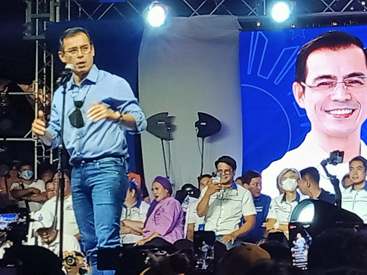RuthyCabrera_'s tweet photo. Hindi ko na kailangan ang kahit na ano pa, sapat na saakin ngayong gabi na nakita at narinig kita ng personal, ang tunay at totoong ikaw at ang iyong sinseridad na makapag lingkod sa ating bansa, dito mismo sa lugar na malapit sa puso mo. Sa'yo ang aking boto, @IskoMoreno! 💙 https://t.co/rKv9YoG0sI