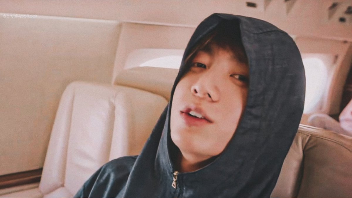 archivesofkook's tweet photo. aventures with jungkook ✈️♡ https://t.co/TEO2QPEkfQ