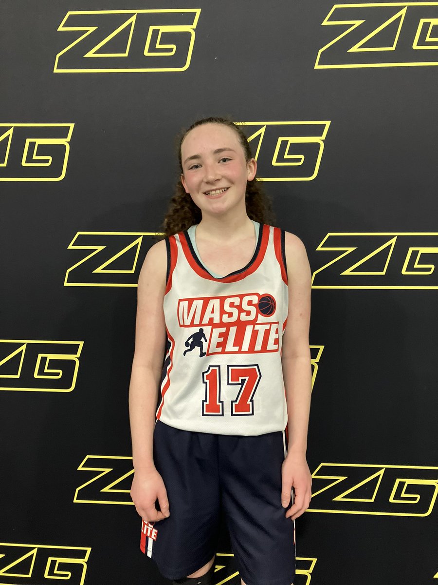 zg_newengland's tweet photo. #ZGPOTG Addison Dwire making her case for DPOTY, this girl is lock-up! 😤🔒 Congrats ! #ZGMother 🌸 @mass_lady @MassEliteHoop https://t.co/5xGovT8Na8