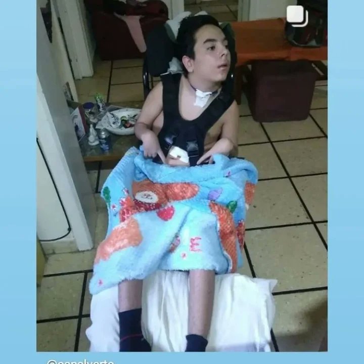 mechy2019's tweet photo. Ayudemos a Benja!!!! Entre todos, con nuestro granito de arena podemos hacer que tenga una mejor calidad de vida!!! https://t.co/Ao1T7dVPoO