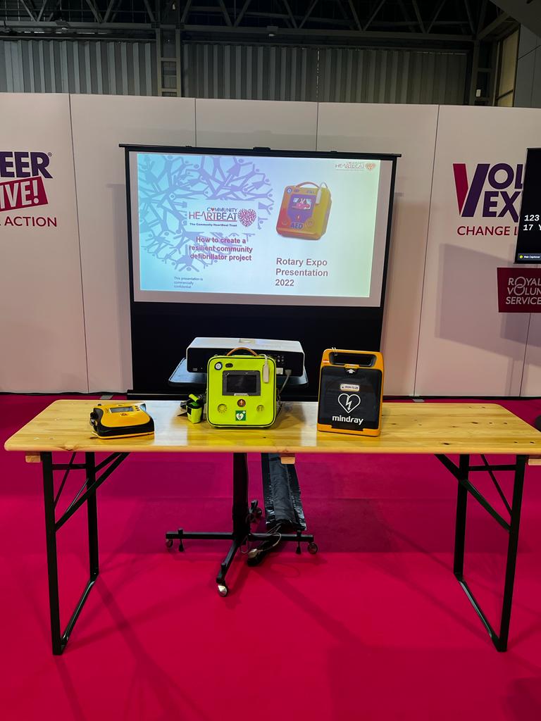 comheartbeat's tweet photo. Martin's amazing talk on 'Building a resilient defibrillator project'.
.
.
.
#defibrillator #savinglives #howcanwehelpyou #hereforyou #communitydefibproject #villagelife #restartaheart #community #defib @VolunteerExpoUK @thenec https://t.co/MvBOiNE8tY
