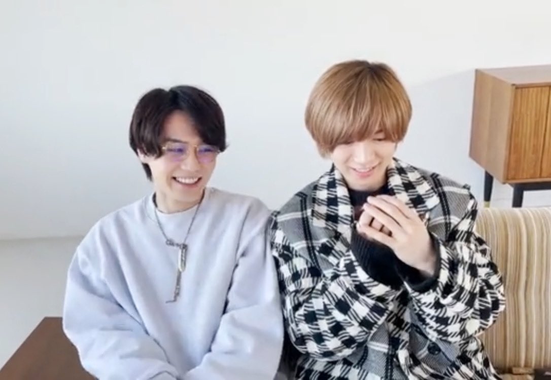 wanko_ogen's tweet photo. しんどいよしめげん~🎶💗💙 https://t.co/H05LcWNsm3