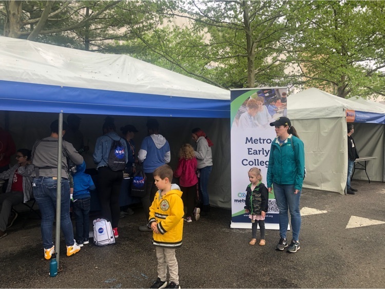 Metro is at COSI’s Science Festival today until 4pm. Come join us!