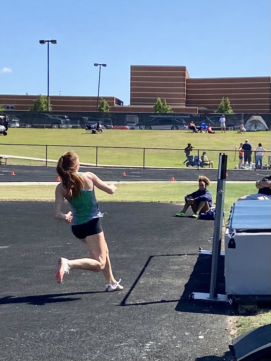 Roswell Track & Field tweet media