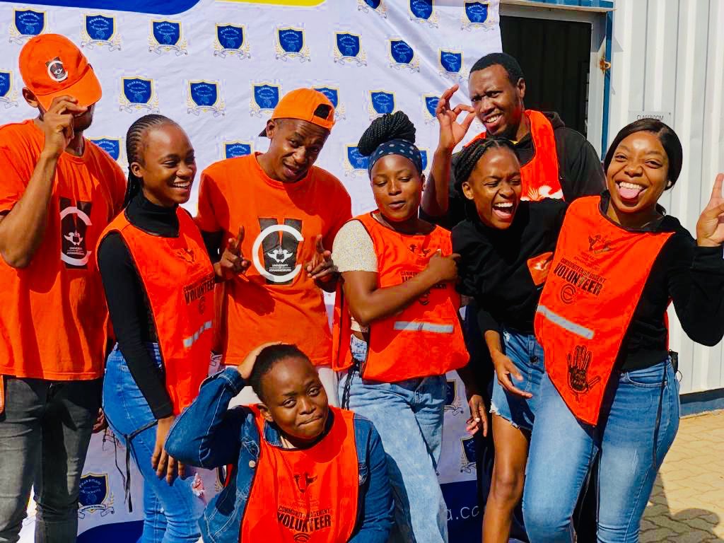 pyma_SA's tweet photo. #TeachersAppreciationweek

Today,our Tutors met with the @go2uj Tutors to provide academic support to learners attending the Saturday #AfterschoolProgramme.Many thanks to the University of Johannesburg Community Engagement for the continued support. https://t.co/8vZrDWd5Qb