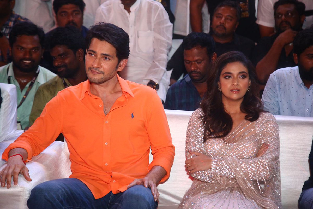 MBofficialTeam's tweet photo. ❤️‍🔥❤️‍🔥❤️‍🔥

Watch the Grand #SVPPreReleaseEvent Live Now!
- https://t.co/dNrpRiUKev

#SarkaruVaariPaata #SVPMania #SVP @urstrulyMahesh https://t.co/FVMksrqVBO