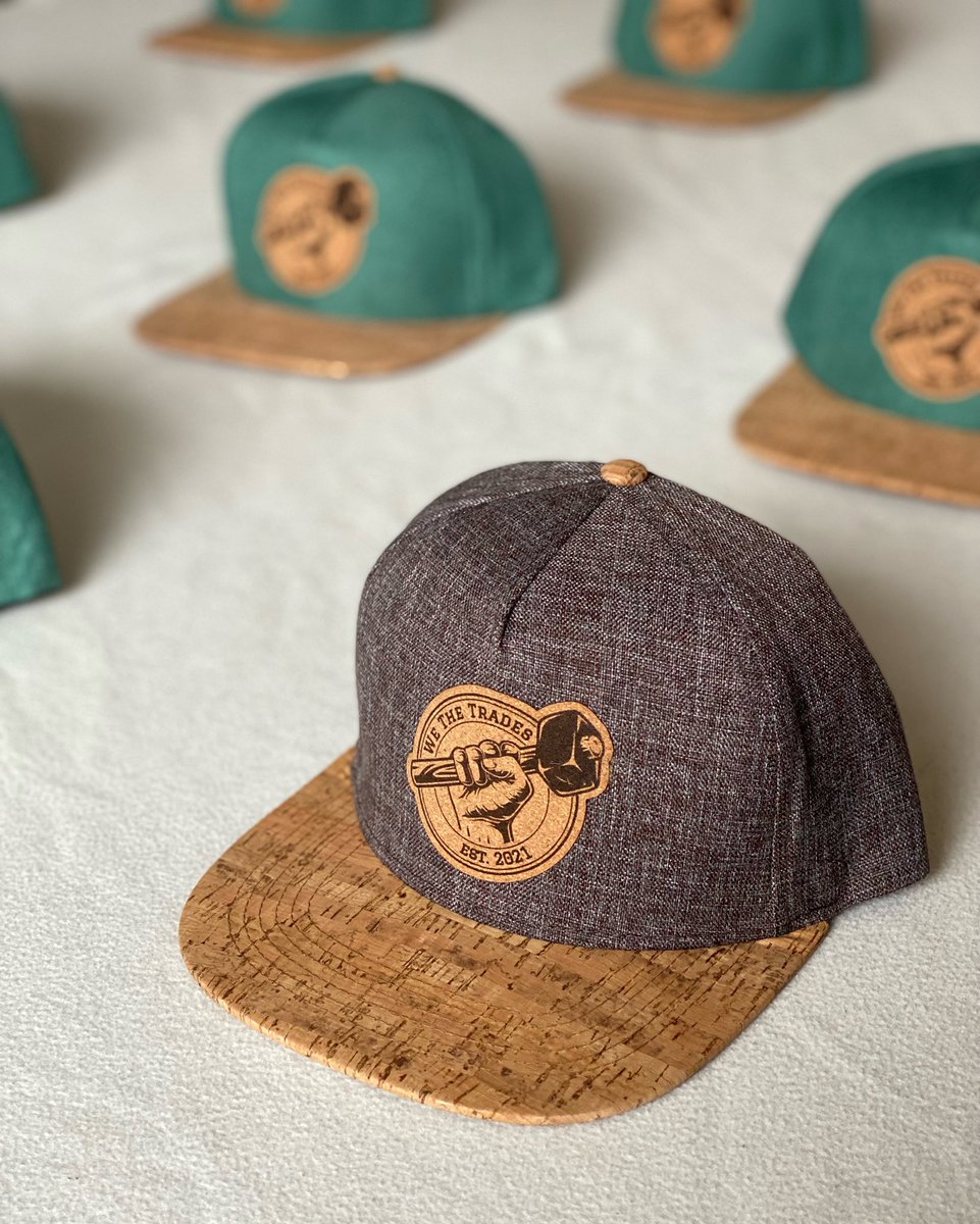 builtbyron's tweet photo. New lids on https://t.co/albtSX4SNd

#wethetrades #framer #trades #bluecollar #workingclass #snapback #hats https://t.co/ZqxvdPL3qP