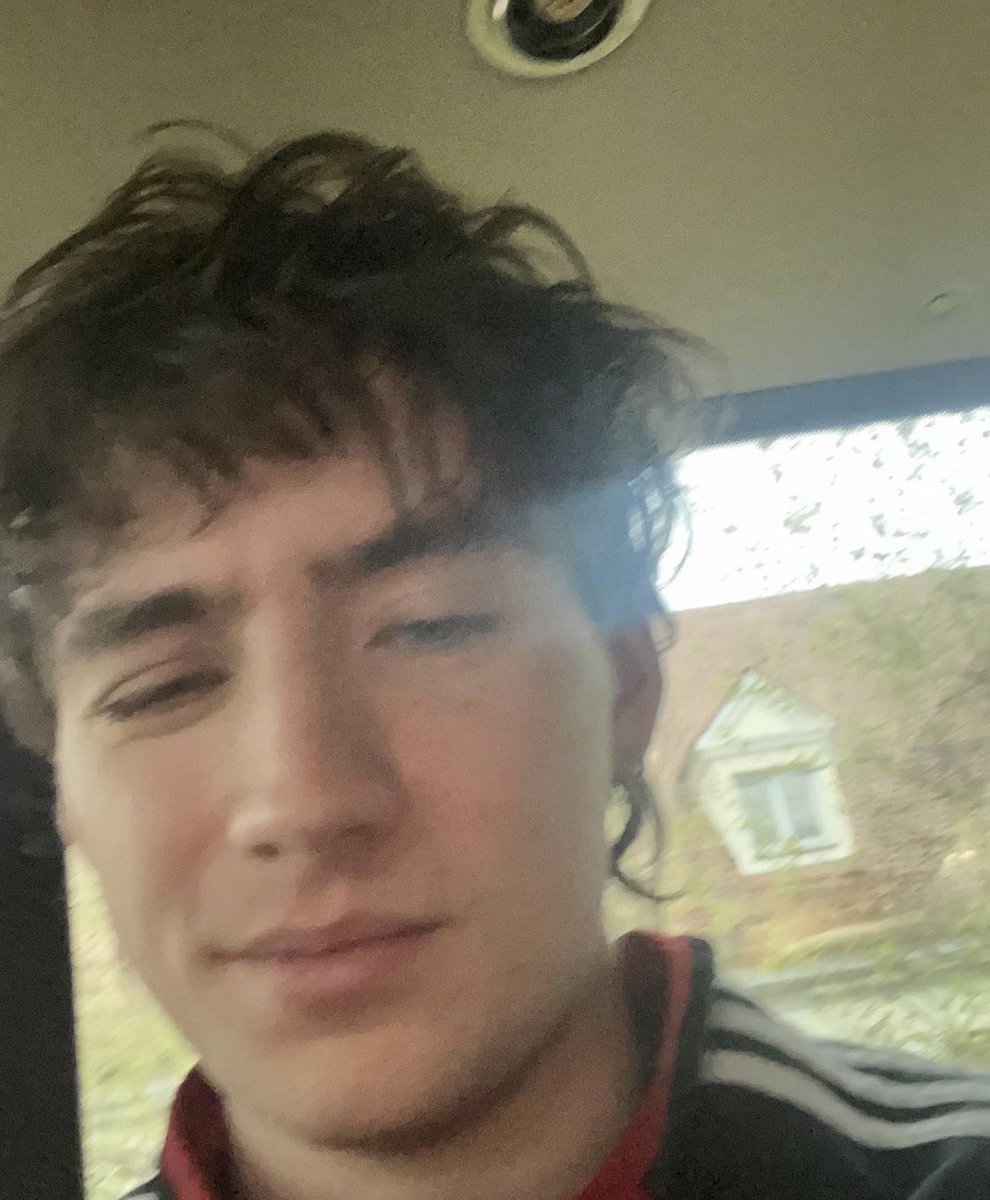 tiA (@wh0re4mgc) on Twitter photo 