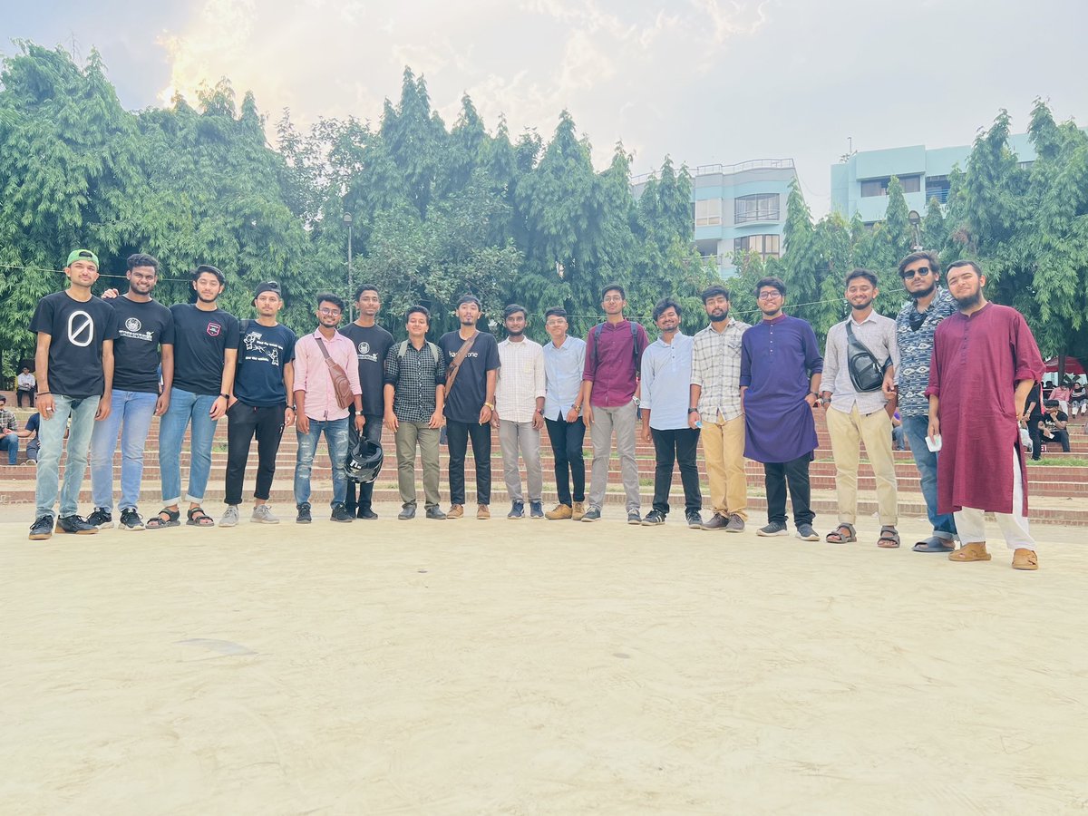 0xAr7hur's tweet photo. @Hacker0x01 Dhaka Club Hackers meetup🔥
Thanks to @Hacker0x01 and @remonsec for hosting this meetup❤️‍🔥 https://t.co/mqTZ71ZCtA
