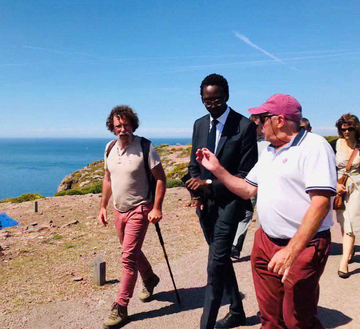 HerveBerville's tweet photo. Avec vous depuis 5 ans et pour les élections législatives des 12 et 19 juin prochains. Continuons d’agir pour nos territoires, la France et l’Europe #Ensemble ! avec @EmmanuelMacron. https://t.co/6qIGLBfFpP