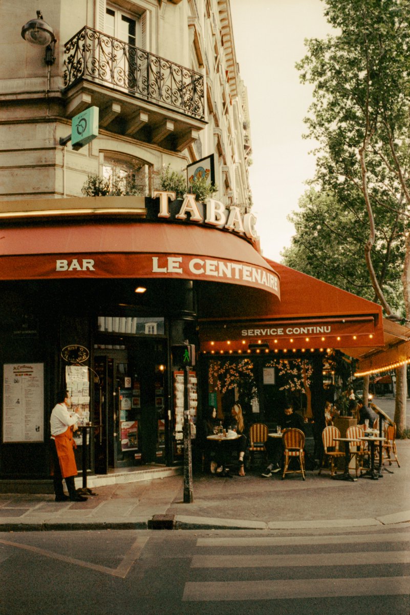 lightistic's tweet image. Paris on film 🎞