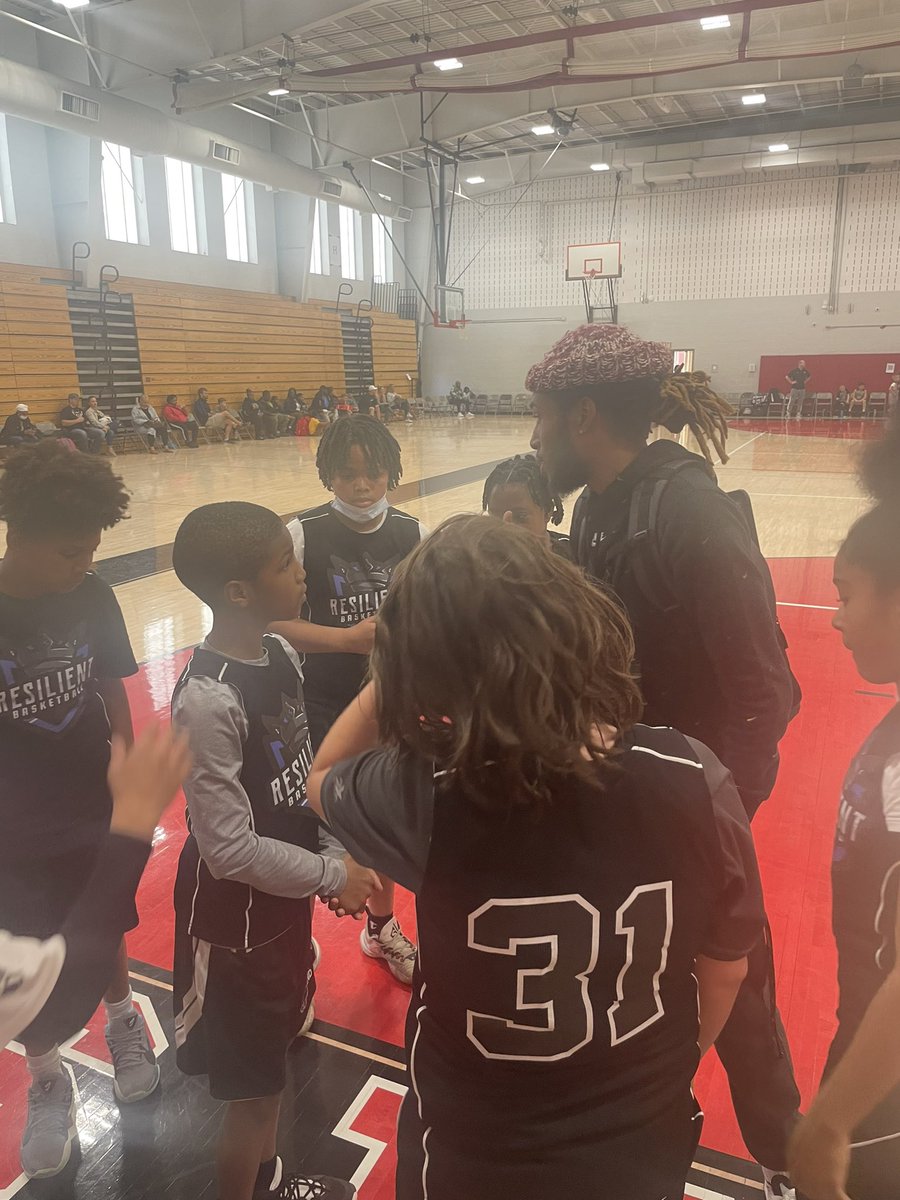 Resilient AAU Basketball tweet media