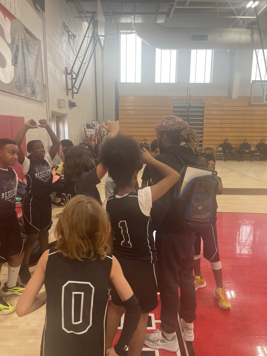 Resilient AAU Basketball tweet media