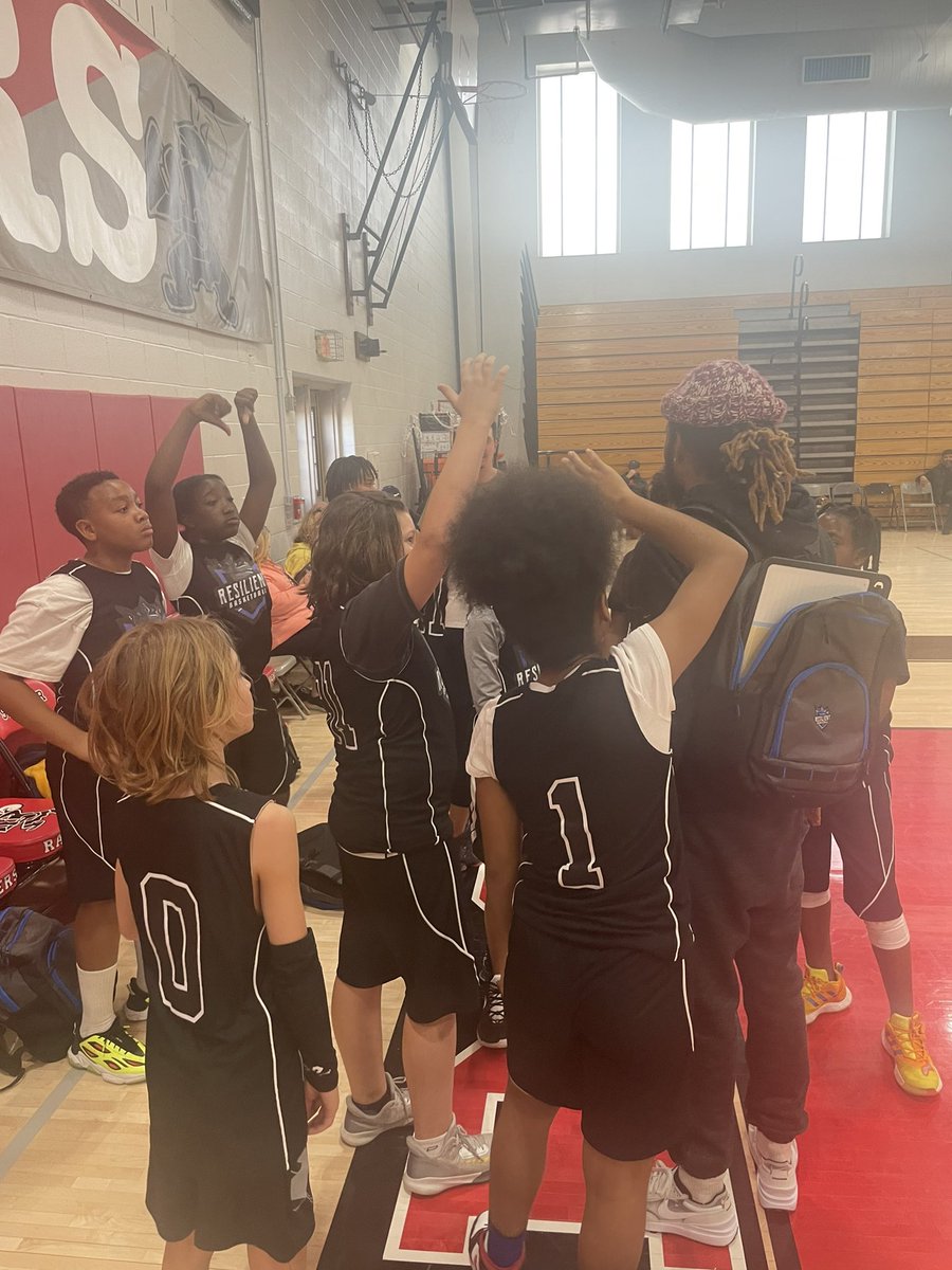 Resilient AAU Basketball tweet media