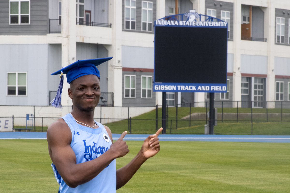EJB_biokoro22's tweet photo. Where did time go? 🤷🏿‍♂️👨🏾‍🎓 Can finally say I did it☑️✅ https://t.co/Cam2B2duIc