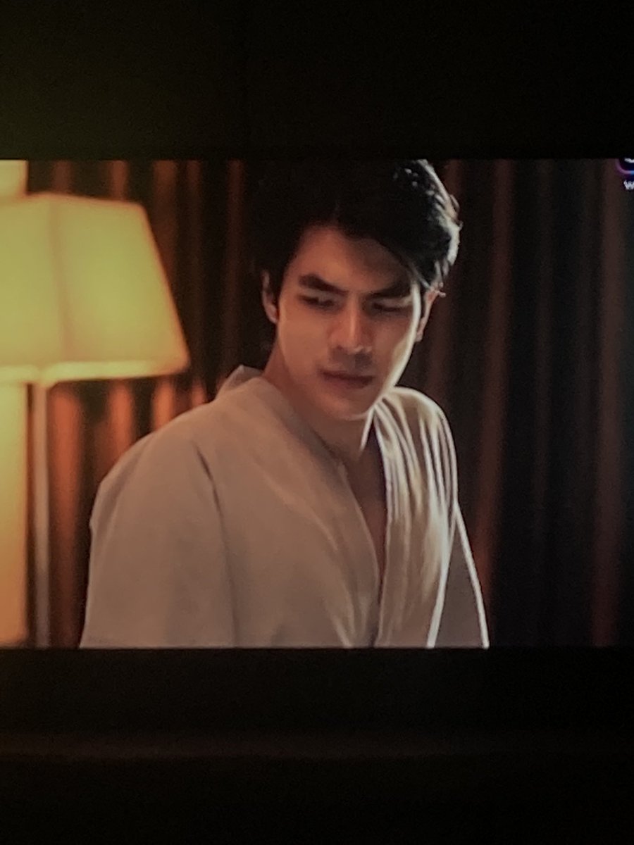 nsziik's tweet photo. แกกกกกก คำแรกที่พอร์ชพูดมาจะร้องไห้อ่ะ ฉงฉารเขาจริงๆชีวิตเขาเจอไรมาบ้าง
เสี่ยคินระวังหน่อย 
#KinnPorscheEP5 #KinnPorscheTheseries https://t.co/drhhElM1RT