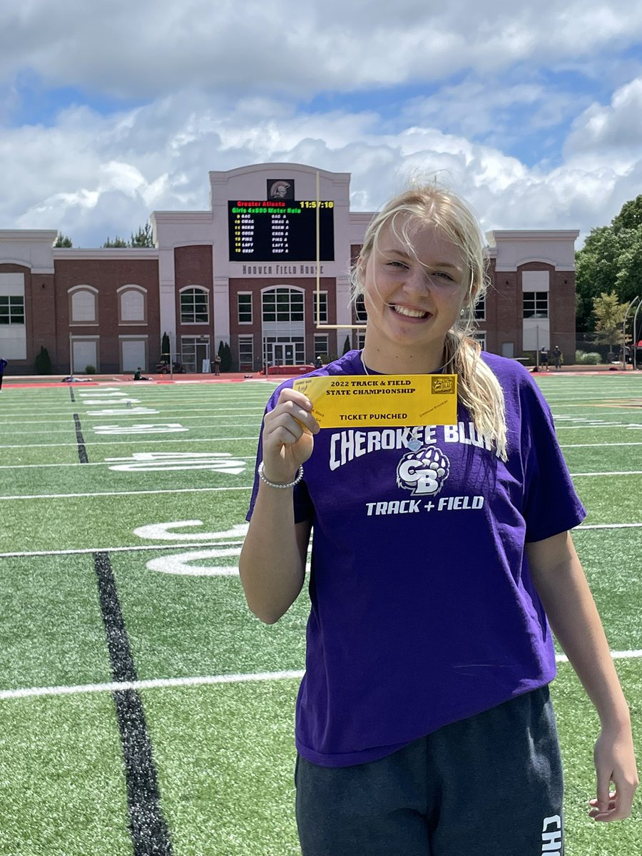 OLIVIA OWENS PUNCHES HER 🎟 TO THE STATE CHAMPIONSHIP IN THE LONG JUMP!