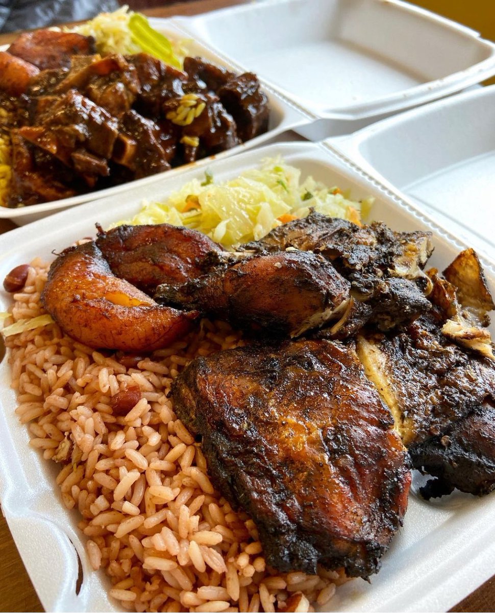 GoldenKrust's tweet image. Island Flava Vibe ✔️.

📸 By @nc_foodies

#GoldenKrust #IslandCuisine #CookedFromScratch #JerkChicken #BraisedOxtail