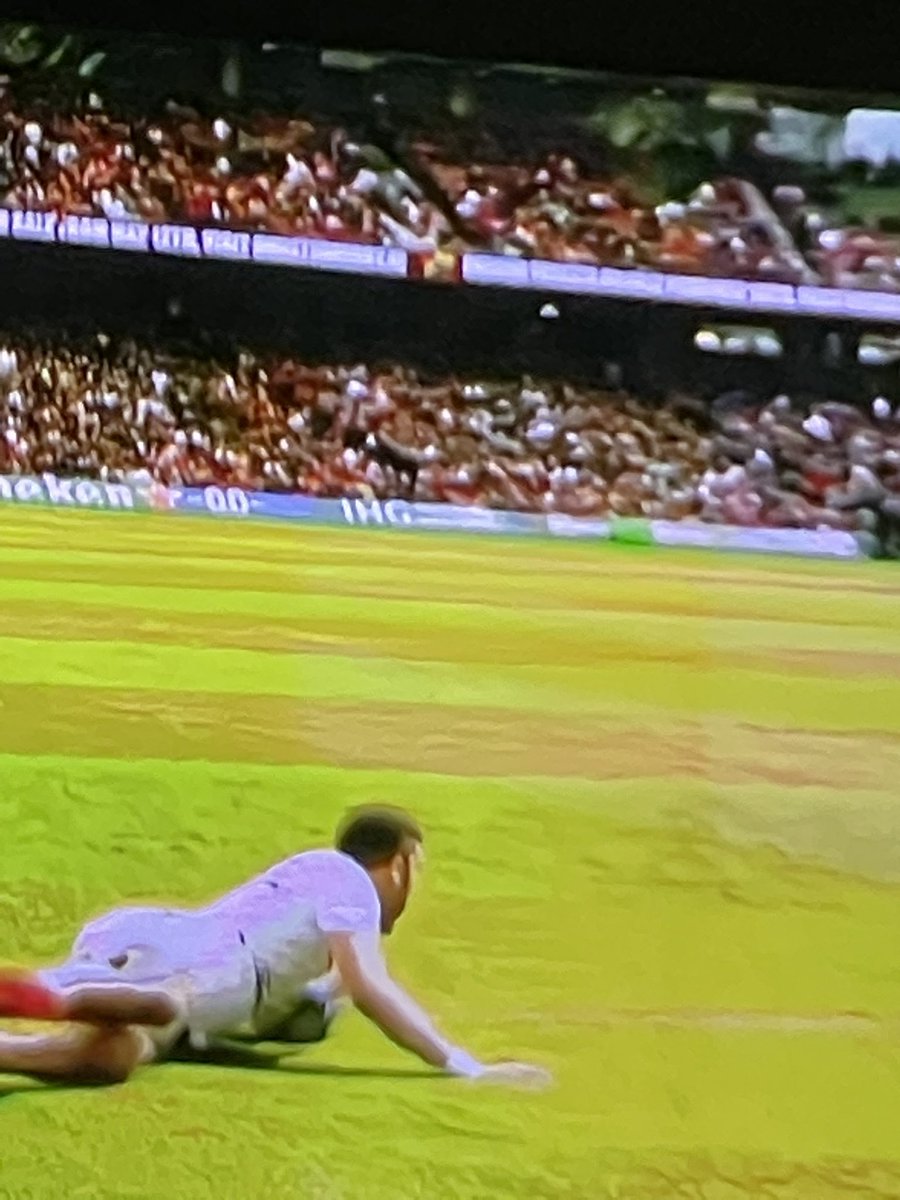 EricTanais's tweet photo. ALLEZ TOULOUSE. 24-24 Match HÉROÏQUE. #MUNTLS https://t.co/uWJSZFNNvf