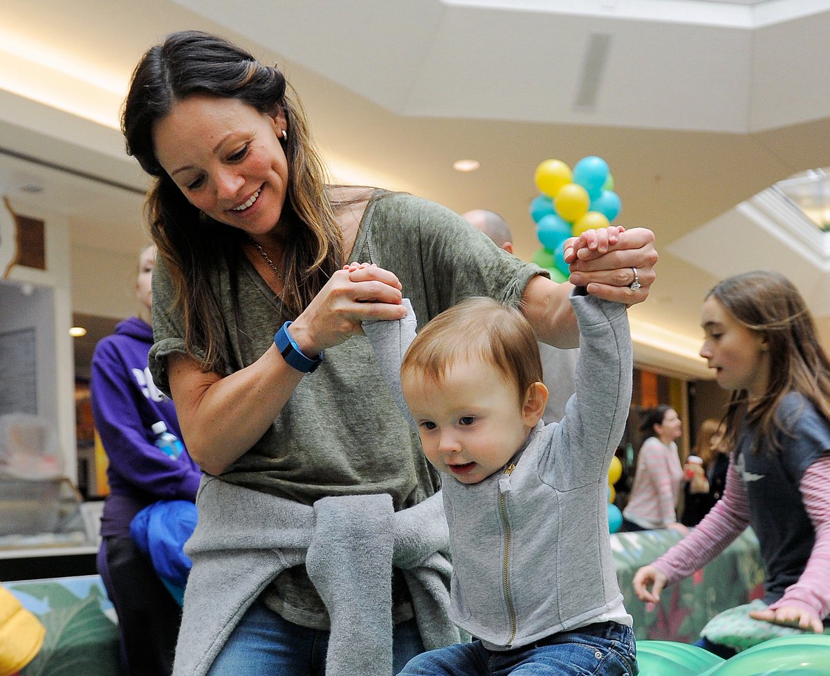 DenverMuseumNS's tweet photo. Celebrate #MothersDay at the Museum! Watch #WingsOverWater to learn about migratory moms, wander through our Wildlife Halls to see (literal) mama bears, or learn about ancient #MomBosses like the pharaoh, Hatshepsut, in our #Egypt exhibit.

Tickets: https://t.co/kjEFscmFaa https://t.co/JQ6afQ53TQ