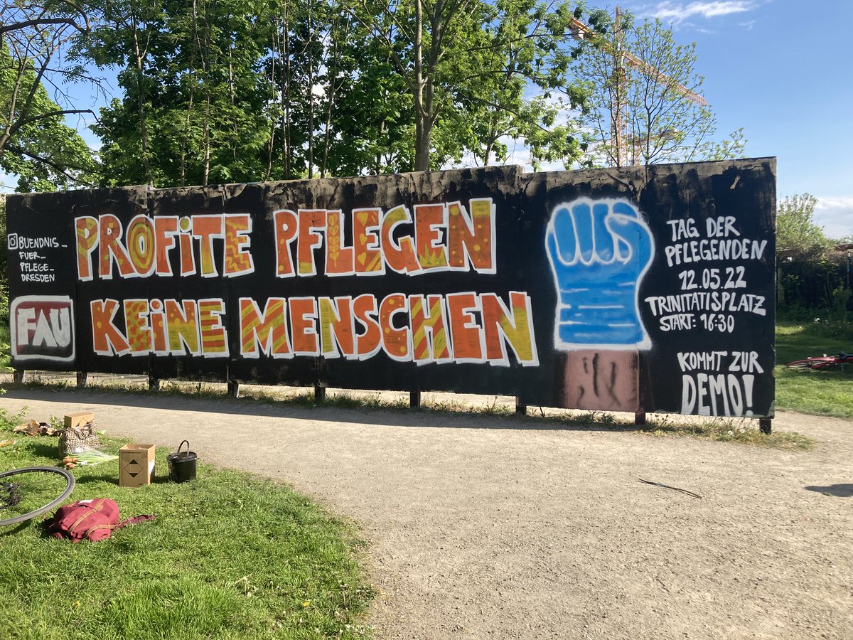 Kommt am Donnerstag zur Demonstration zum Tag der Pflegenden!  16:30 Uhr, Trinitatisplatz

dd.fau.org/2022/05/07/12-…
#TagDerPflegenden #TagDerPflege #WalkOfCare #dd1205