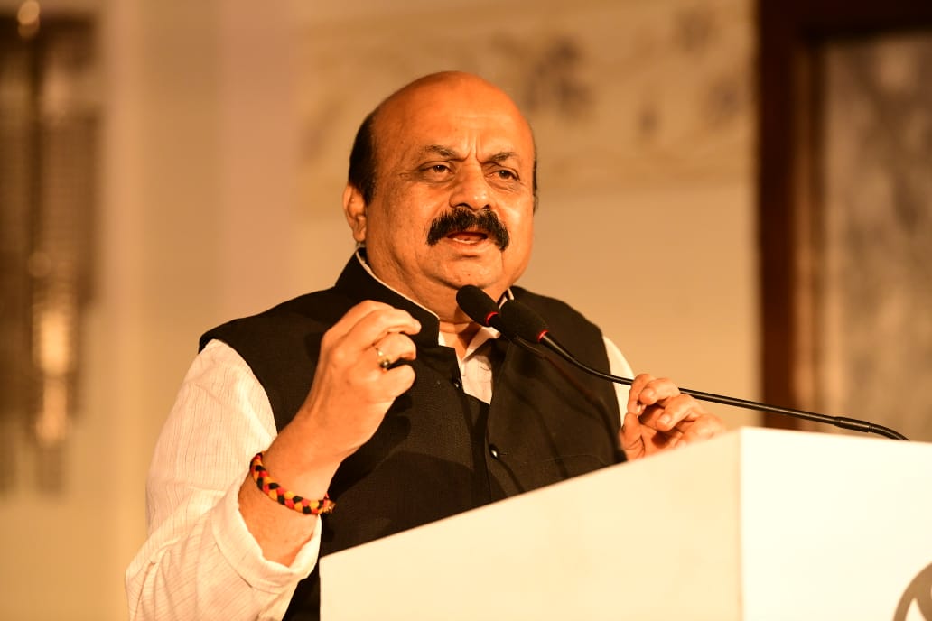 BSBommai's tweet photo. Happy to announce that we have signed an MOU with the Toyota Group of Companies. The company will invest  Rs.4800 Crores in Karnataka. We are committed to bring about unprecedented growth &amp; development in the state. This MOU is another milestone in the same direction. https://t.co/wCBKPInngn