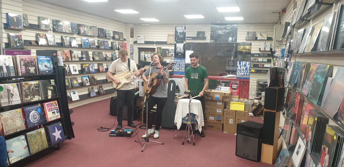SportRules's tweet photo. Great album launch @MusicZoneDV earlier by @rowantheband with some cool bopping from @thescholarwall 's younger self 👌😎👍#goodtunes #goodvibes #dancingdan https://t.co/UBufqcaARQ https://t.co/iTl2ThAhnB