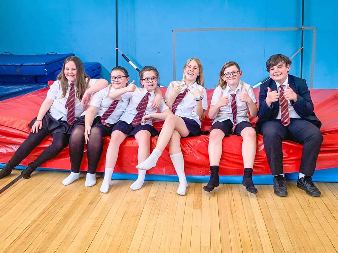 La Mare De Carteret High School (@lamarehighschoo) on Twitter photo ‘Cheezy Beanz’ from La Mare High will be at Battle of the Bands! Tanika Roussel (lead vocals and ukulele), Amelia Clarke (keyboard), Issy Cooper (keyboard), Will Coleman (bass guitar), Zach Langlois (drums) & Molly Lowe (violin). Best of luck to all of you! <a href="/LMDCHSCA/">LMDCHS Enrichment</a> <a href="/LMDCHS_JLT/">LMDC Junior Leadership Team</a> ‘Cheezy Beanz’ from La Mare High will be at Battle of the Bands! Tanika Roussel (lead vocals and ukulele), Amelia Clarke (keyboard), Issy Cooper (keyboard), Will Coleman (bass guitar), Zach Langlois (drums) & Molly Lowe (violin). Best of luck to all of you! <a href="/LMDCHSCA/">LMDCHS Enrichment</a> <a href="/LMDCHS_JLT/">LMDC Junior Leadership Team</a>