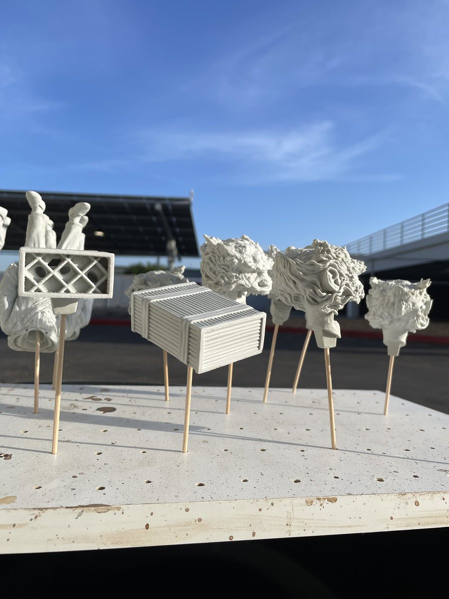 plasticcell's tweet photo. Primering and then paint. Rise &amp; grind. #nftphysical #nft  @halfbeastnft #gm https://t.co/98Cv4EMSf0