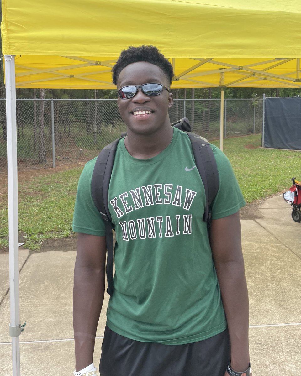 David Attaochu finished 7th in the Sectional Meet.  He qualifies for next weeks State Championship in Carrollton!