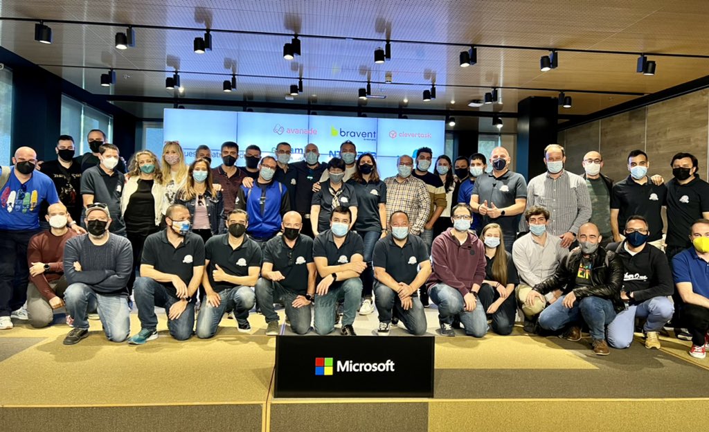 GlobalAzureES's tweet photo. Y finalizado el Preguntón en Madrid, no nos queda más que esperar verlos a todos en el #GlobalAzure 2023. ¡Más grande y más mejor! https://t.co/p7c24A29O4