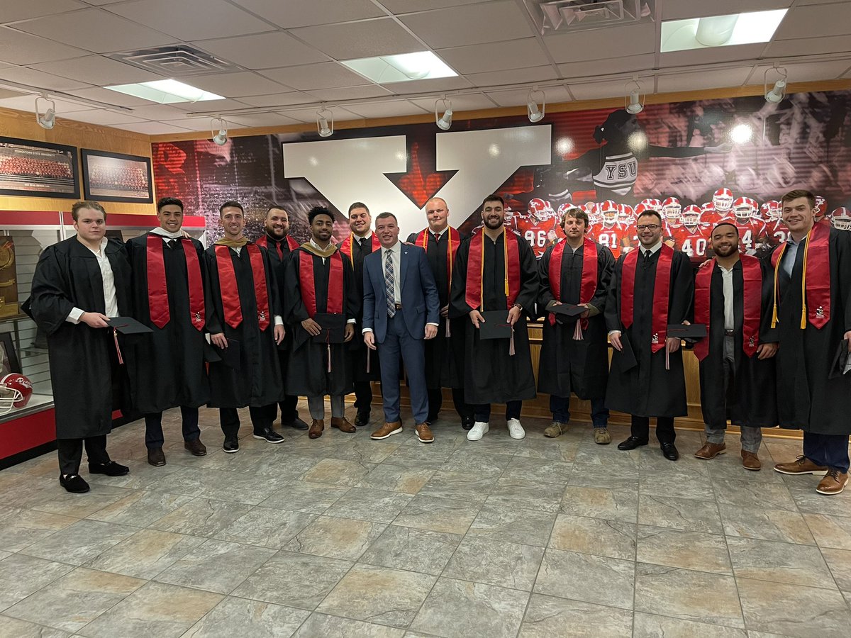 Congratulations on this major accomplishment, you earned it! Enjoy this moment &amp; continue to work hard, learn &amp; grow every day. 🎓🐧 🏈 #GoGuins <a href="/ysufootball/">Youngstown State Football</a>