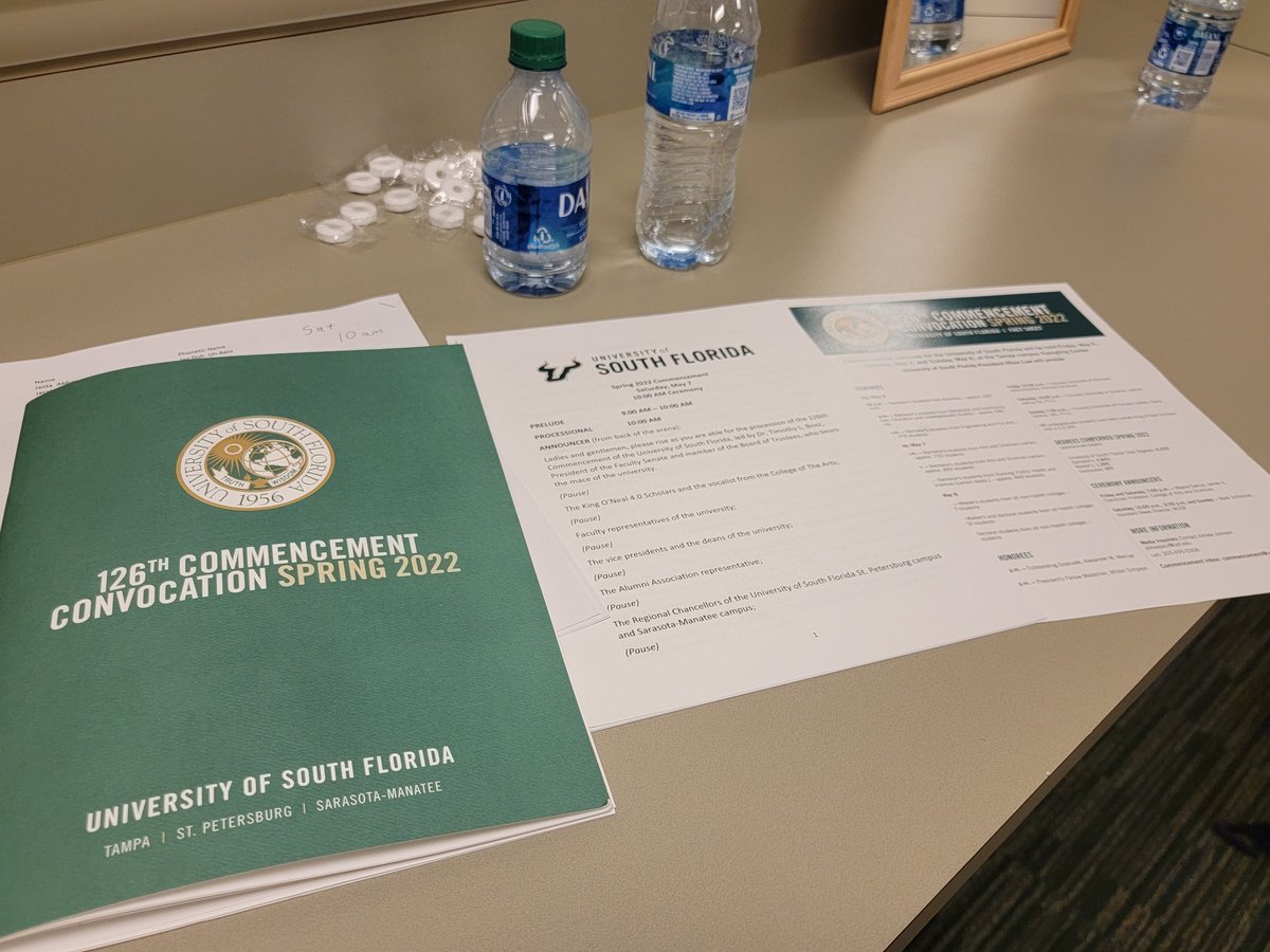 wusfschreiner's tweet photo. Once more into the fray. Reading between 2500-3000 names at USF Commencent today &amp; tomorrow.

Congratulations to former @wusf interns @msloizou &amp; @jmannarea who graduated this morning, and former intern @ComberWilen who graduated from UF last weekend!

#usfgrad #usfgrads https://t.co/TqMTXhYbOY