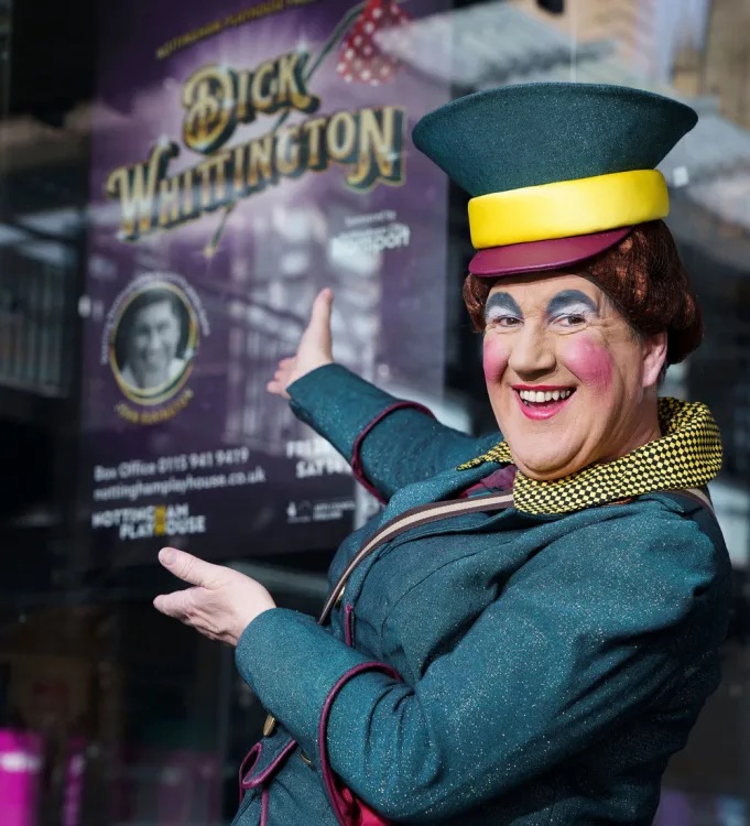 British TheatreGuide tweet media