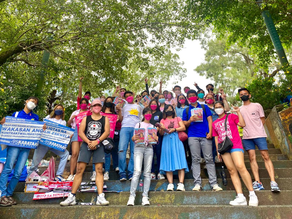 simariayna_'s tweet photo. Huling hataw (literally) sa kampanya. Sa araw ng eleksiyon, ipanalo natin ang taumbayan! 

Ako si Yna, at ako ay para sa edukasyon, kalusugan, at karapatan. Ako ay para kina #LeniKiko, #16Colmenares, #37Labog, at #95Kabataan! https://t.co/1sbfVDte3j