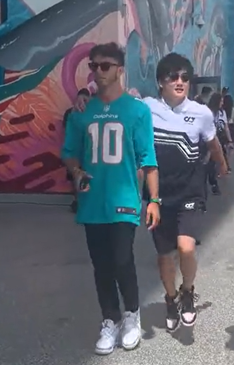 Im_ED__'s tweet photo. f1's power couple today https://t.co/2zBa9t8KUS