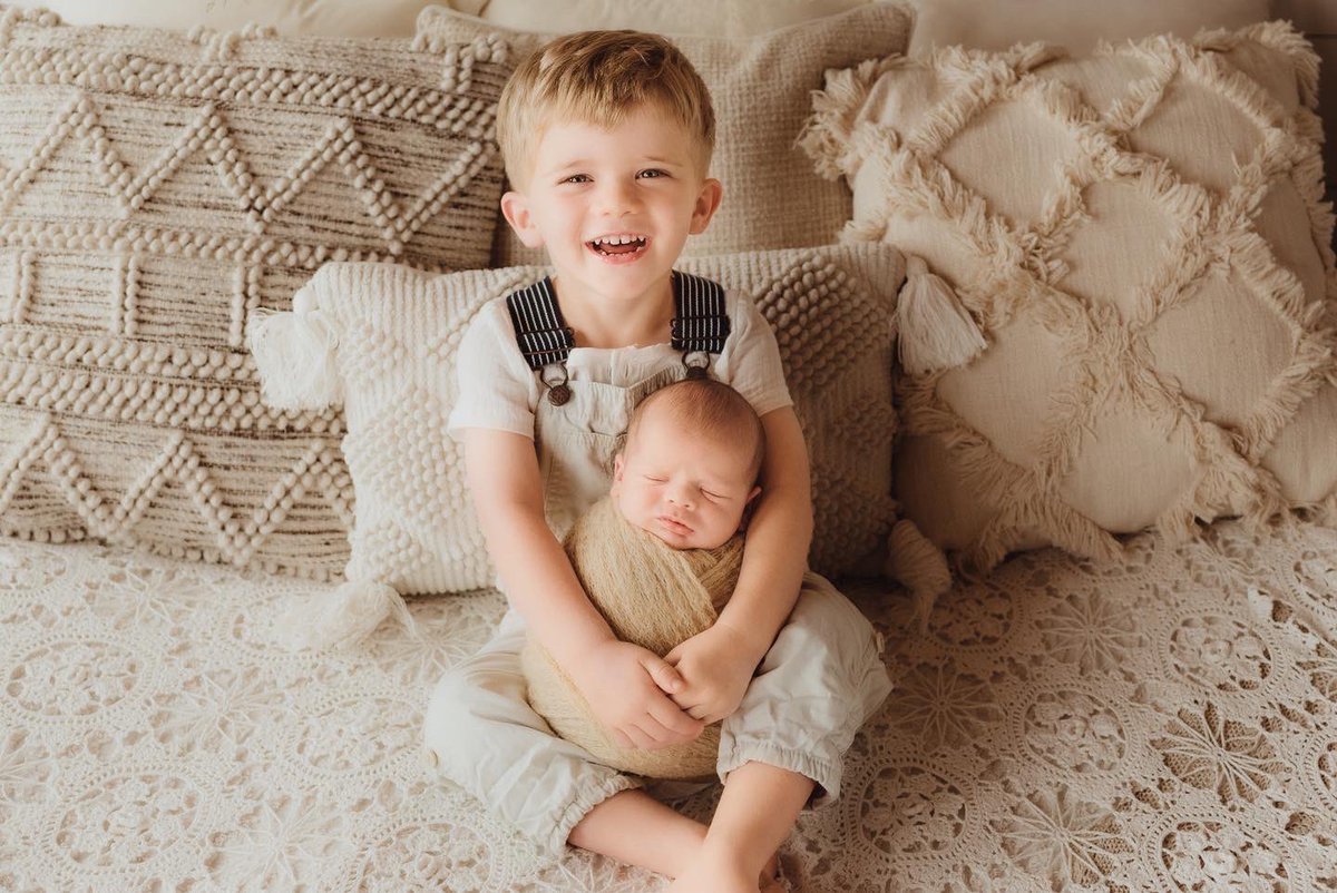 matthewgreco5's tweet photo. I am just a man who is hopelessly in love with his family. I am blessed to have an amazing wife and 2 incredible boys. #KnightRyderG #BrightSkyler https://t.co/4AgF3eNdtT