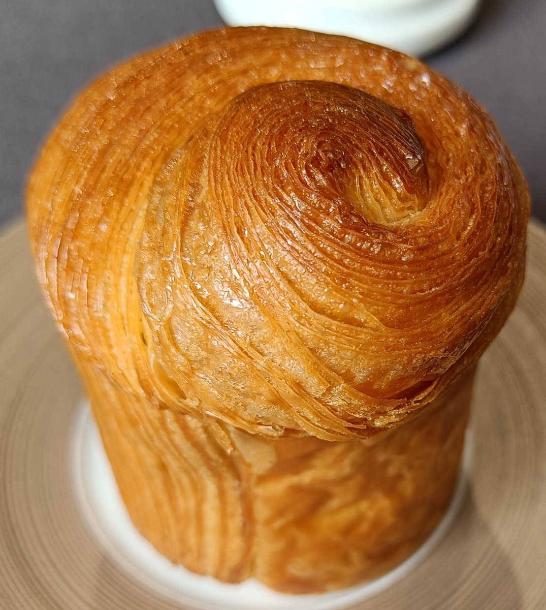 garryhunter's tweet photo. Okay, look at the lamination on this and count the layers! Absolutely stunning brioche from @theguseva and unbelievably good. Everyone should visit @rabyhunt at least once in their life to appreciate the skill, passion and dedication to good food #LifeIsGood #NEfood https://t.co/JCB5zAvDxj