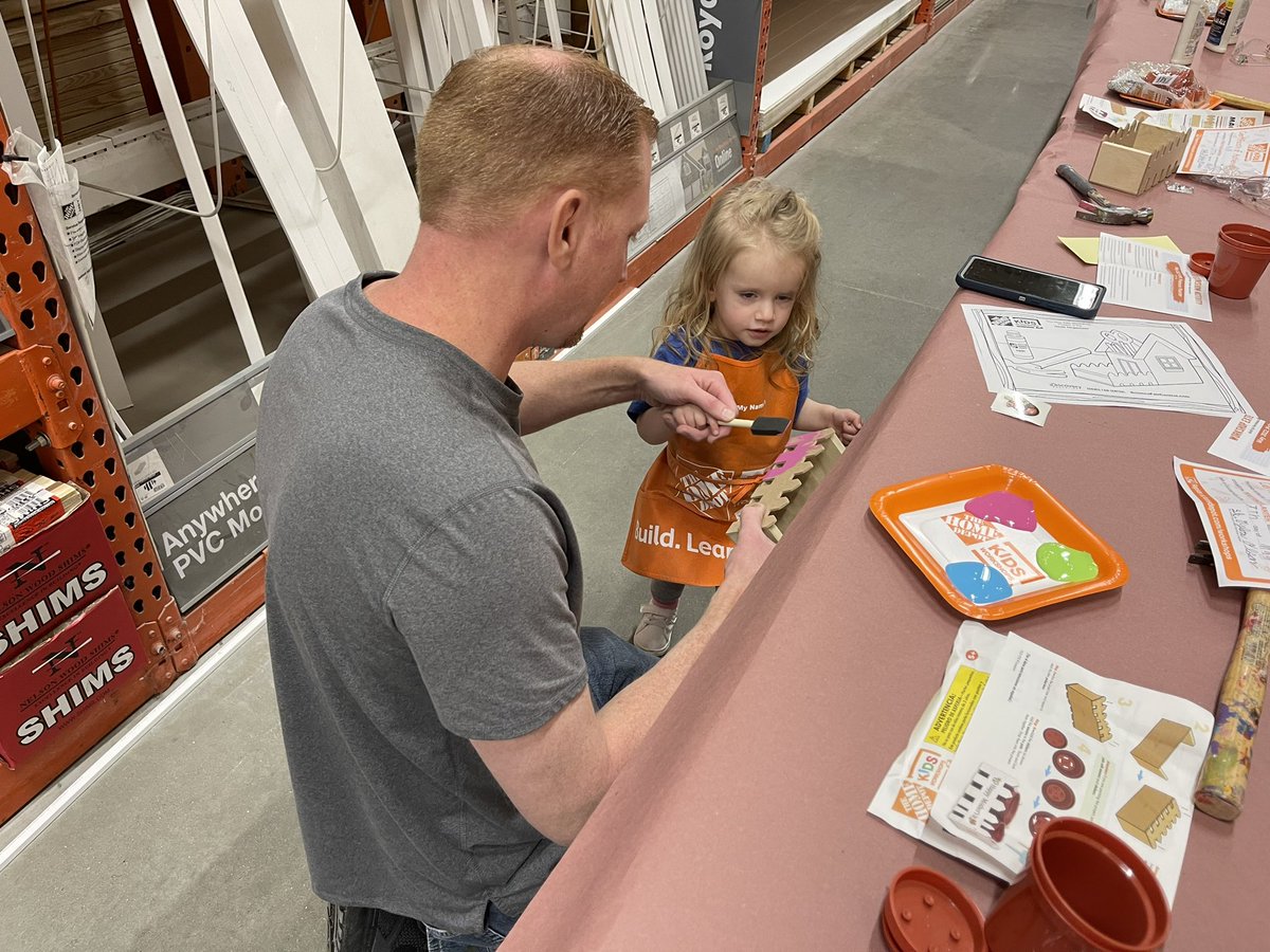 Stroud2104's tweet photo. Kids Workshops are back!!! https://t.co/mtzoHEZxK5