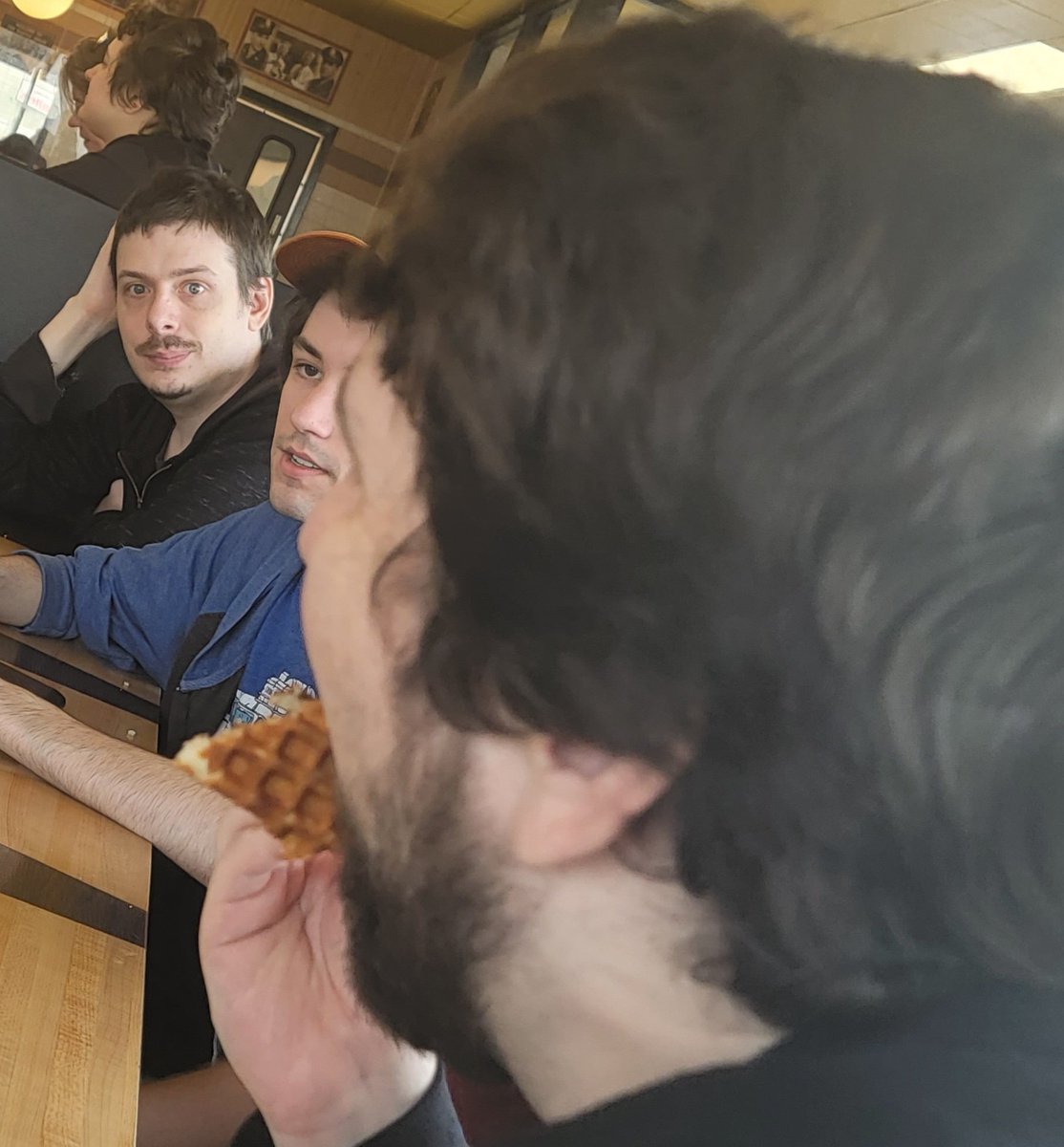 ExtraBeaver's tweet photo. @FlamencoOffical I took this picture while roasting @TheOmniLiberal, and just now saw you back there peering into my soul. 😭 https://t.co/8d826zw8Rn